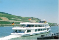 RheinboatHaupt.jpg